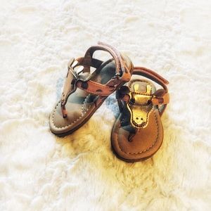 Pink and gold giraffe sandals🦒